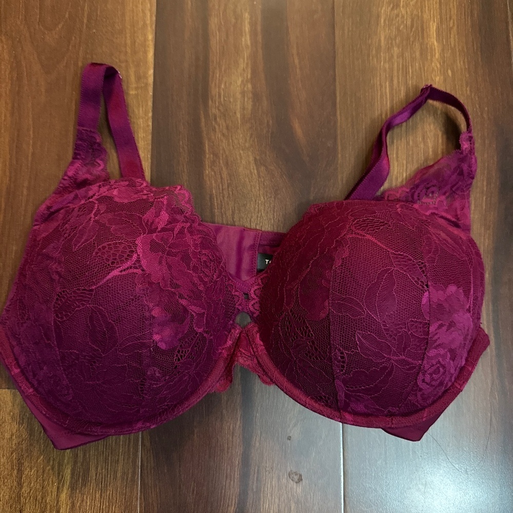 TORRID Curve Underwire Push Up Plunge Bra Size 40DD or 40E